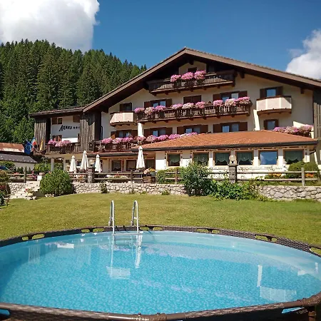 Park Arnica 4* Falcade