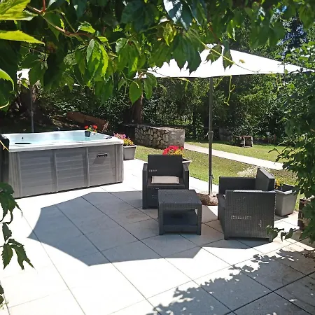 Park Arnica 팔카데