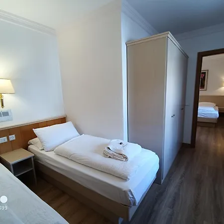Hotel Park Arnica
