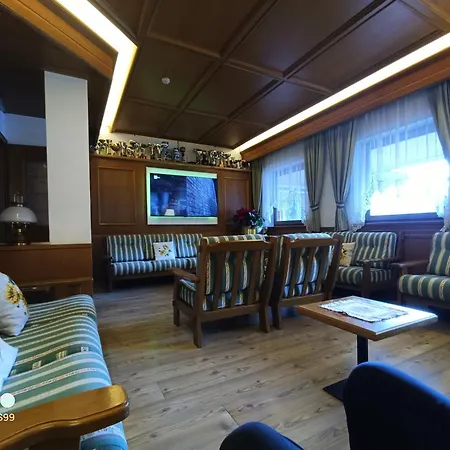 Park Arnica Hotel 4*